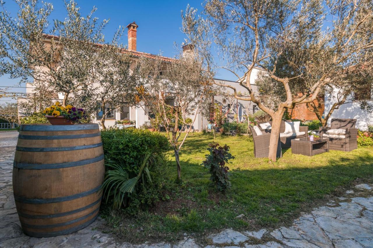 Wine Garden * Pula
