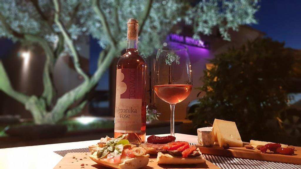 Vikendica Wine Garden Pula